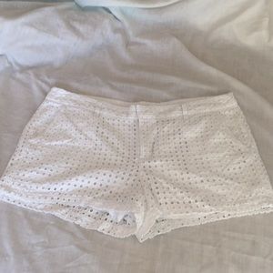 Gap Lacey white shorts size 16